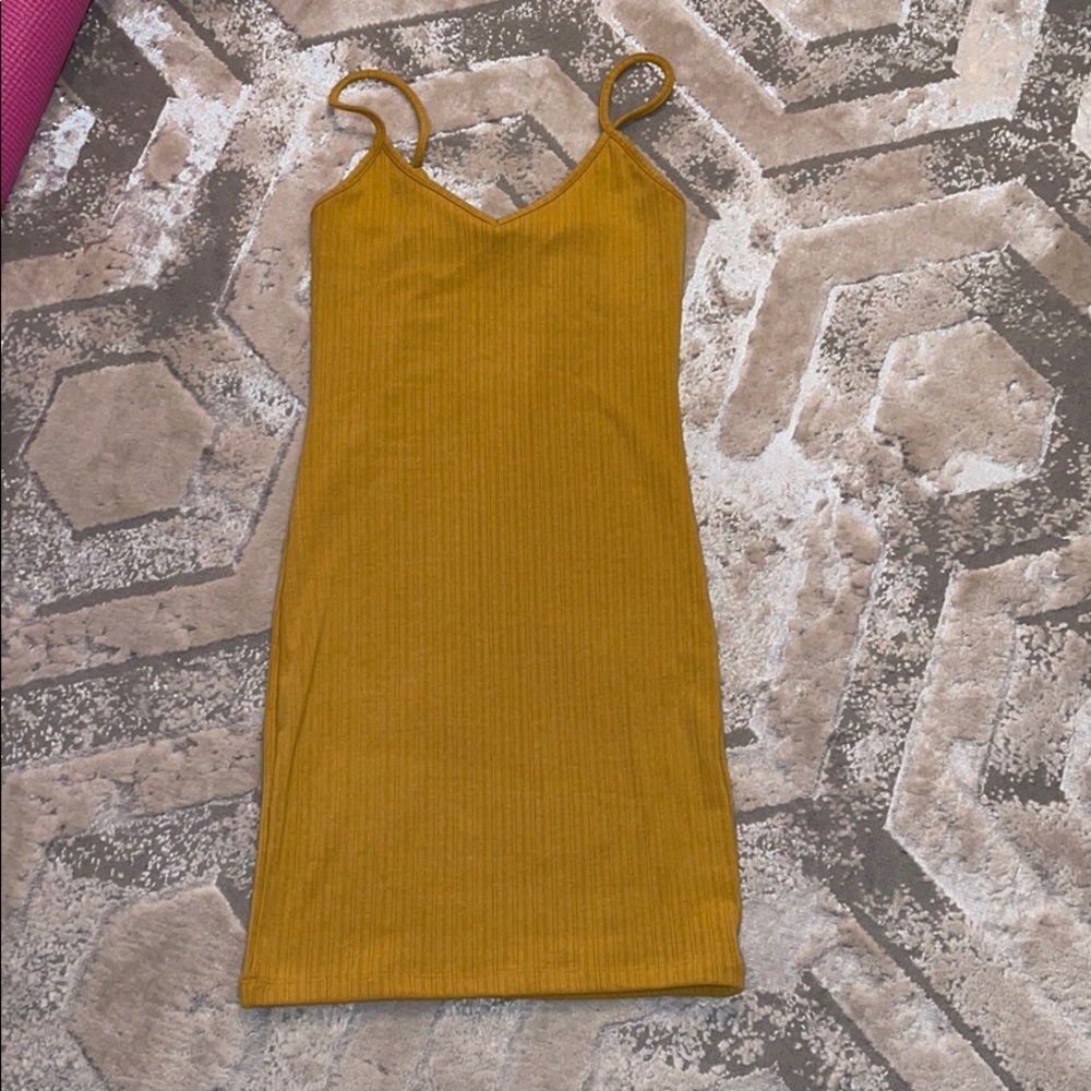 Yellow bodycon dress